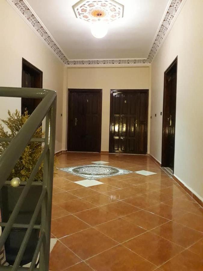 Résidence dikre Ouarzazate Esterno foto