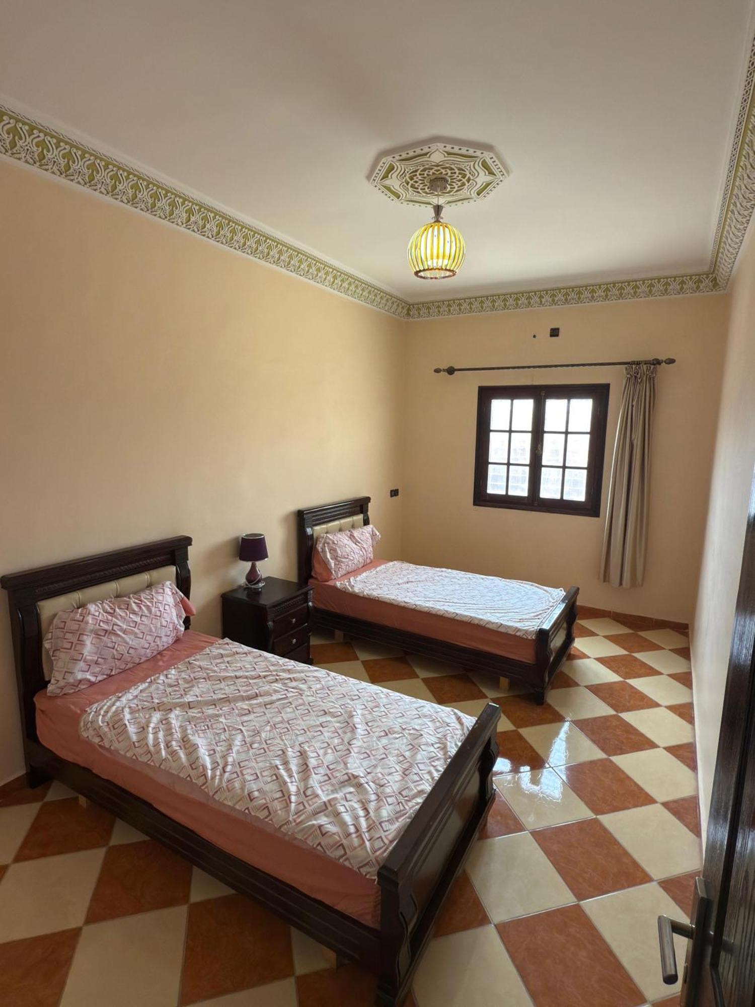 Résidence dikre Ouarzazate Esterno foto